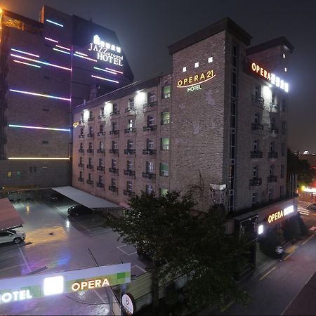 Jeonju Opera 21 Hotel Bagian luar foto