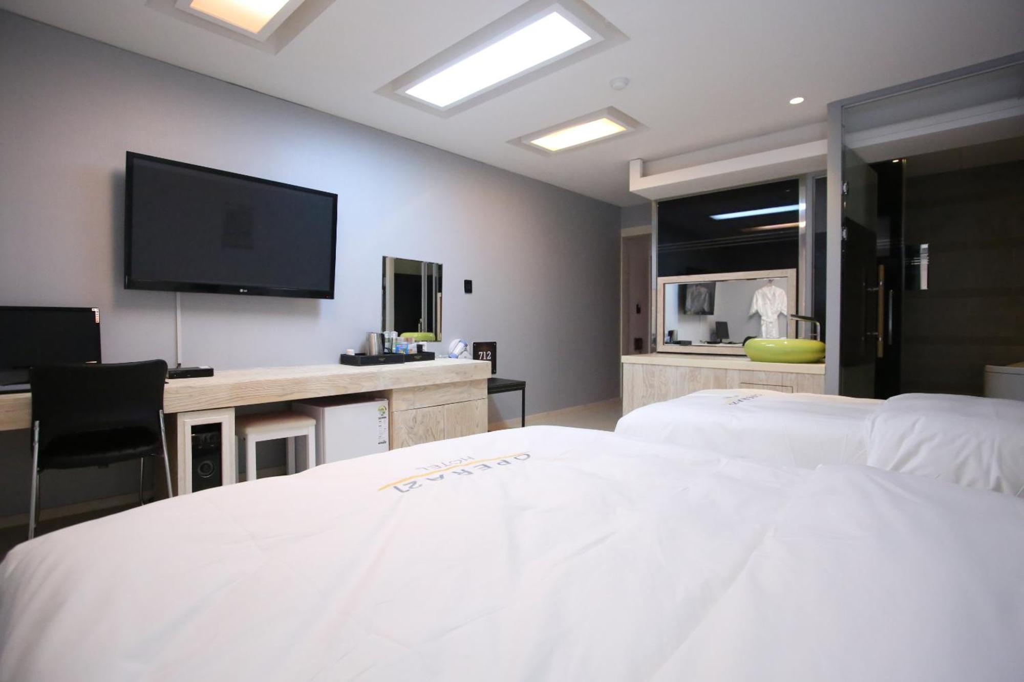 Jeonju Opera 21 Hotel Bagian luar foto