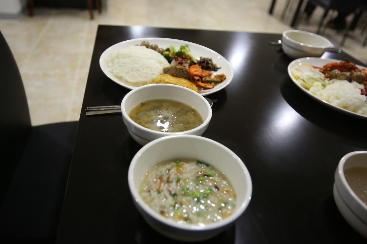 Jeonju Opera 21 Hotel Bagian luar foto